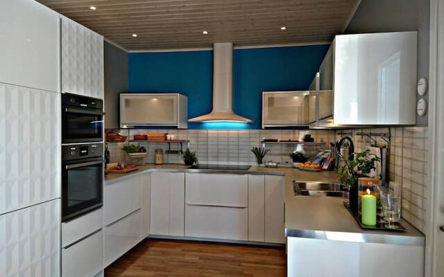 Large 8-9-bed Central Ski Innout House in Hemavan