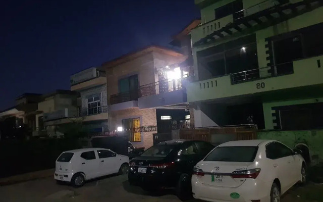 Decent Inn Guest House