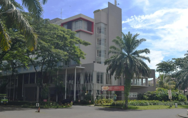 Grand Cakra Hotel