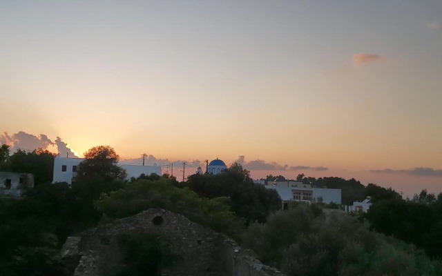 Traditional house in Asfendiou
