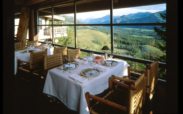 Sun Mountain Lodge