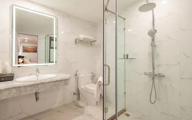 Reyna Luxury Hotel