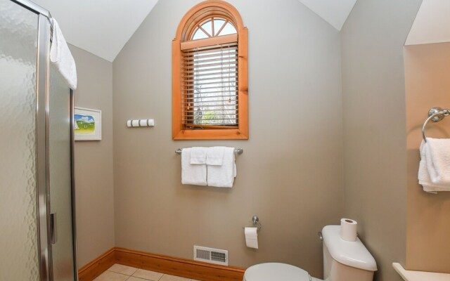 Irvana 6 Bedroom House