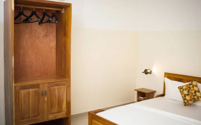 Elogia Hotel