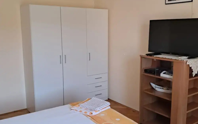 Apartments Gorana