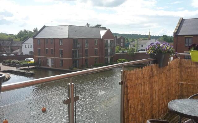 River view Apartment