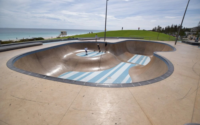 Scarborough Beach Front Resort Shell 13
