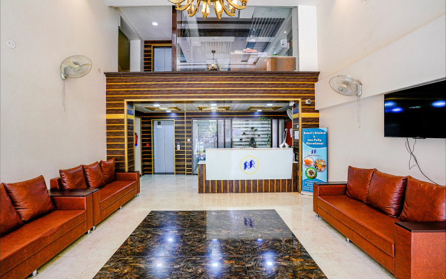 Fabhotel Ramjis Residency