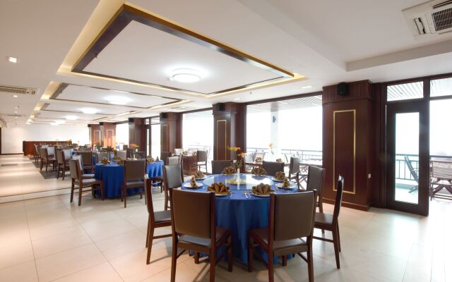 Bamboo Sapa Hotel