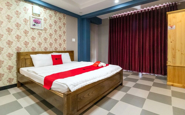 RedDoorz Plus near Vincom Go Vap 3