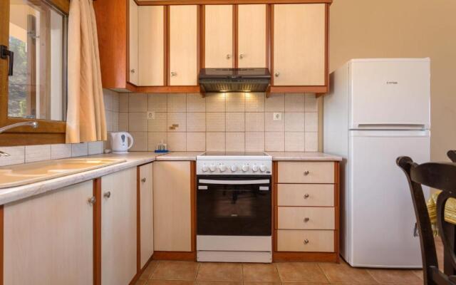 Venetico Beachfront Apartments & Suites - Sea View Apartment
