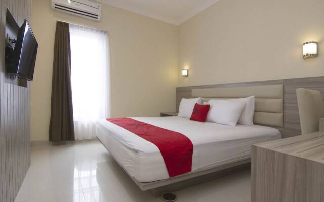 RedDoorz near Universitas Diponegoro
