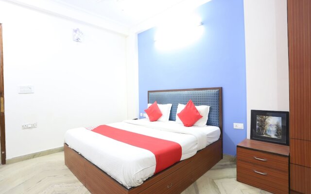 OYO 43270 Ishita Residency