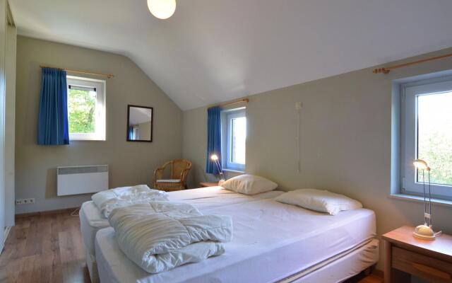 Villa with Sauna near Golf Course