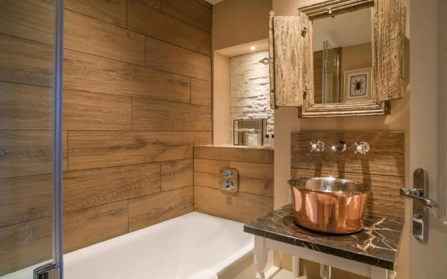 No.15 by GuestHouse, Bath