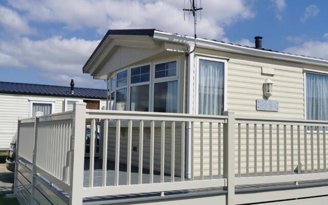 Tranquil 6 Berth Luxury Holiday Home