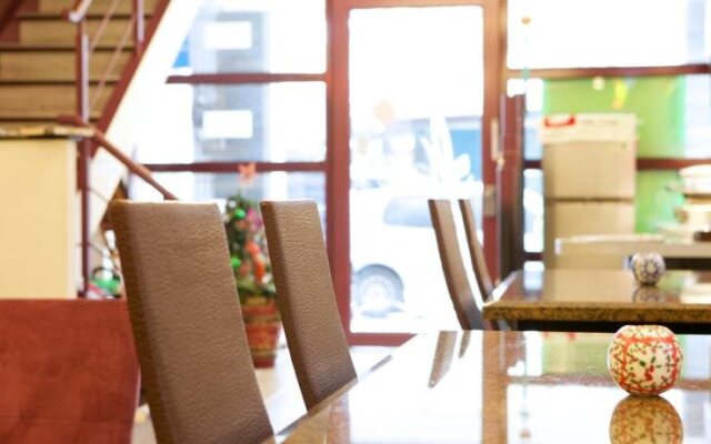 Happy Island Hostel - Vegetarian Guest Only