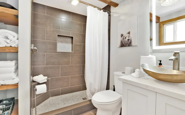 BIG Bear Gambrel #2066