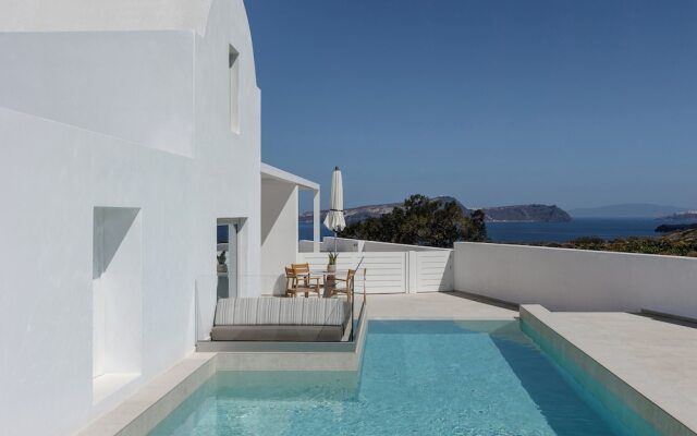 Omna Caldera Suites