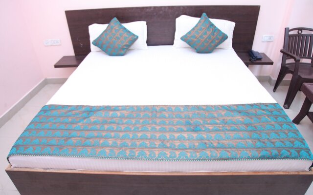 Munaro Hotels & Resorts.