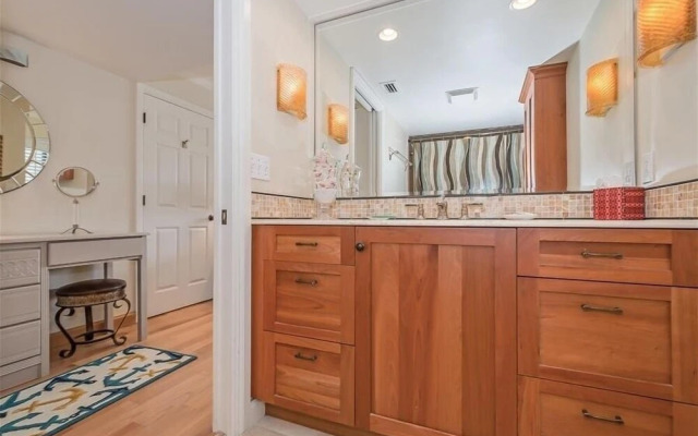 Sea Oats 111 2 Bedroom Condo by RedAwning