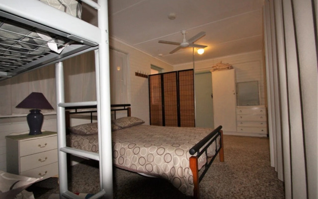 Pine Villas - Walk To Beach Ocean Views