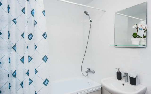 Good House (Гуд Хаус) на улице Космонавтов 11В