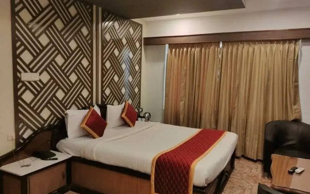 Hotel Silver Oak Annexe