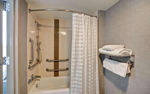 Hyatt Place Baltimore/BWI Airport