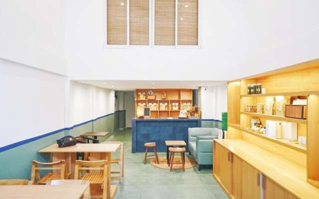 Rest House Pink Church Hostel