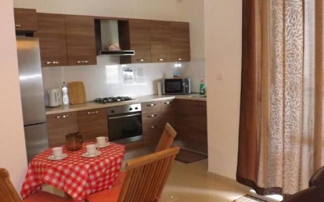 Garden View Apartment