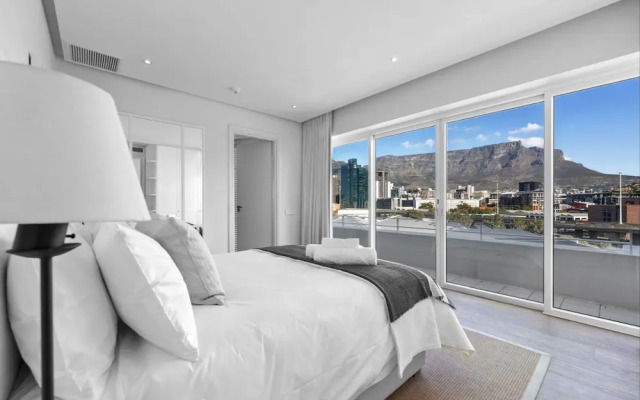 The Canal Three Bedroom Pool Duplex Penthouse - 203