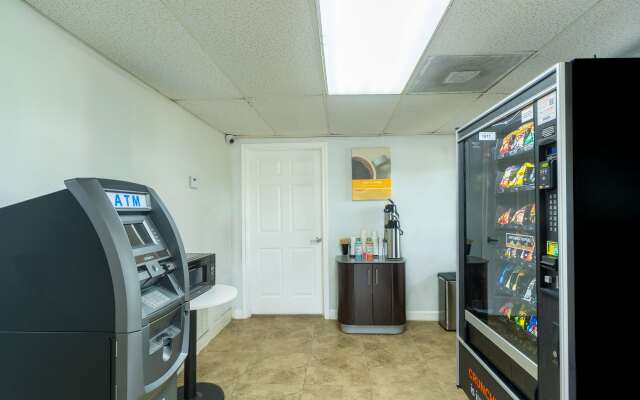 Motel 6 Livingston, TX