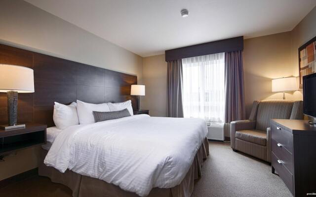 Best Western Plus Dartmouth Hotel & Suites