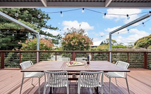 Eagle Bay Beach House