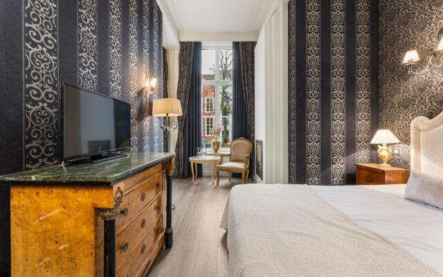 Bord'Eau Luxury Canal Suites