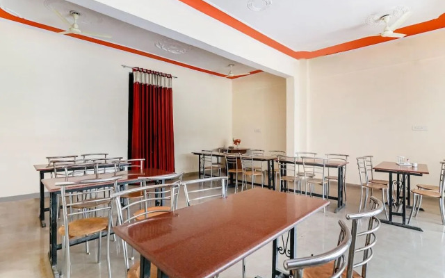 Hotel Modgil by OYO Rooms