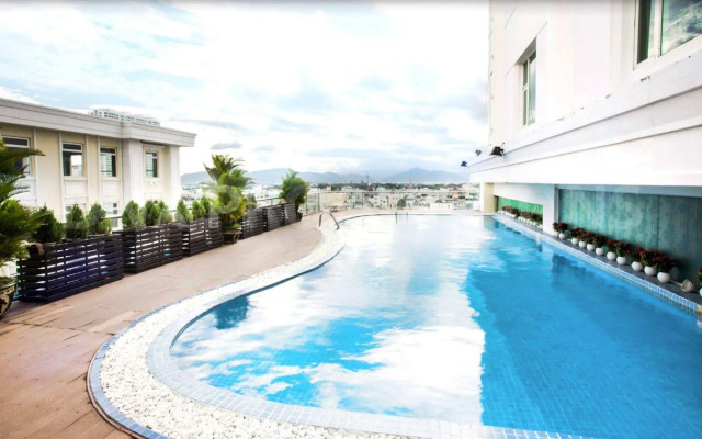 Vinh Trung Plaza Apartment & Hotel