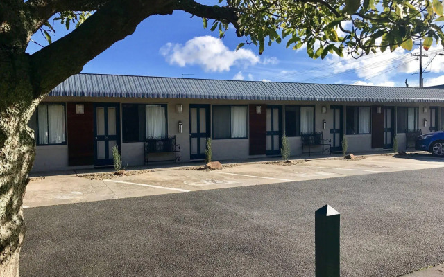 Rosebud Motel