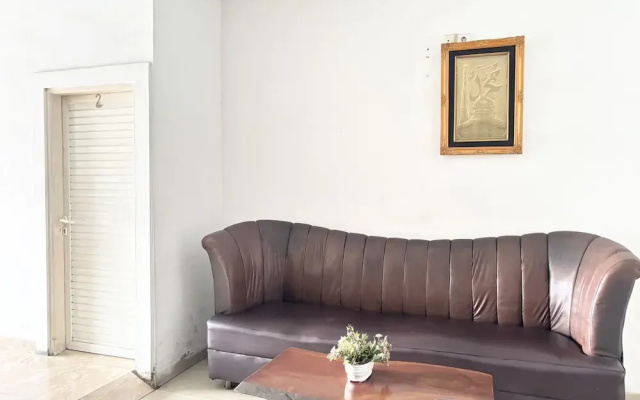 OYO 95102 Pulma House