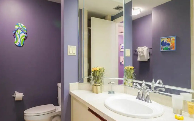 Surfside Resort 00302