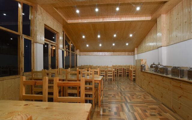 OYO 15699 Hotel Conifer
