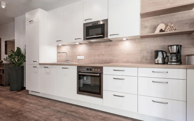 Luxurious Apartment Near Ski Bus Stop in Mayrhofen