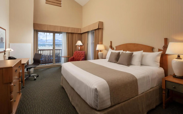 St. Eugene Golf Resort & Casino