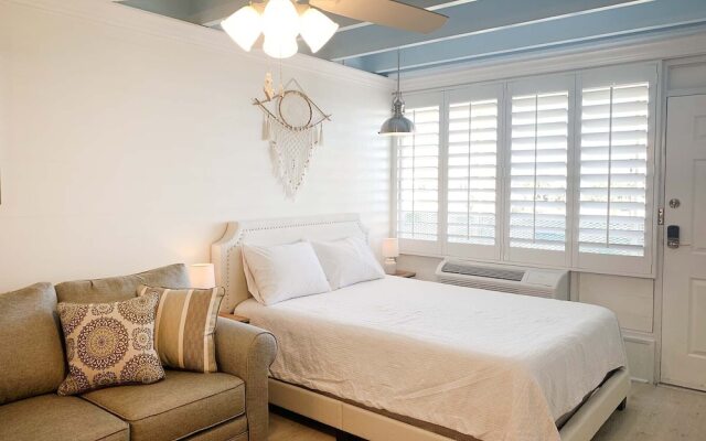 Fontainebleau Terrace by SVR