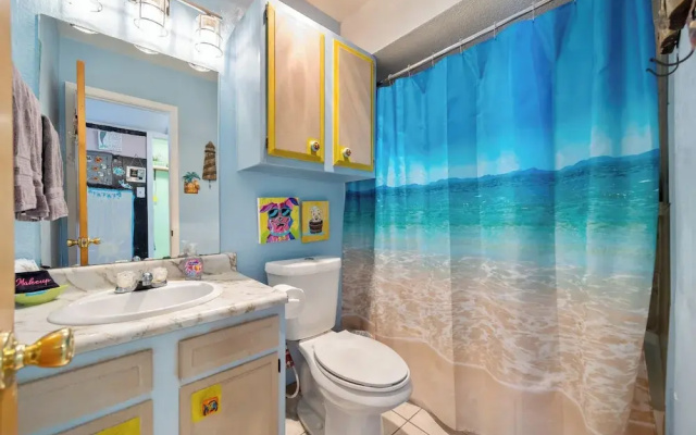 Cozy 1 Bedroom Budget Friendly