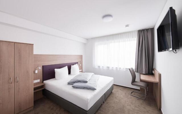 HOTEL NEW IN - Ingolstadt - Gaimersheim