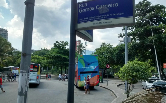 Apartamentos em Gomes Carneiro 84/Copanema