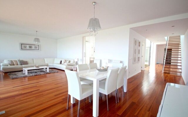 Lux Design Villa in Sintra