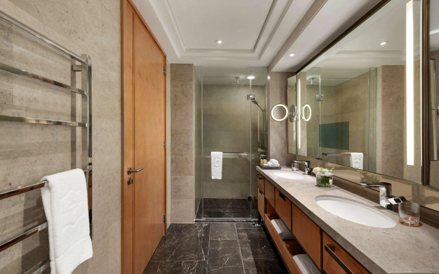 Shangri-La The Shard, London